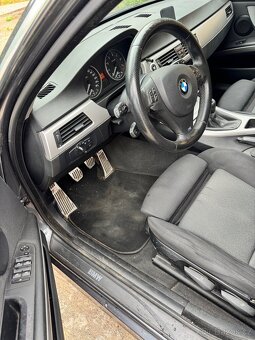Bmw e90 325i manuál - 9