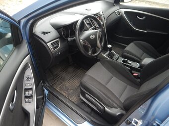 HYUNDAI i30 1.6i 16V, ČR, KLIMA - 9