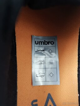 Umbro tenisky nové 42 sneakersy - 9