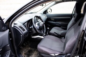 Mitsubishi ASX - 9