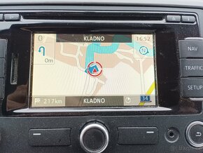VW T5 Caravella 2,0tdi 132kw long 4x4 - 9