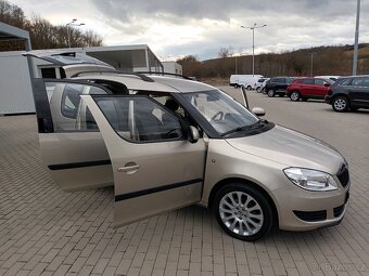 Škoda Roomster 1,4 16V,63kW,KLIMA,VÝHŘEV,SERV - 9