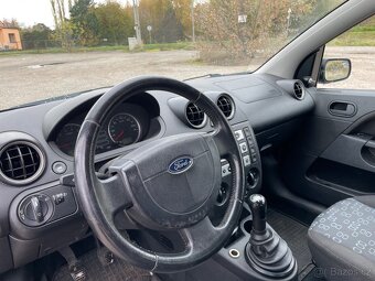 Ford fiesta 1.3 51kw - 9