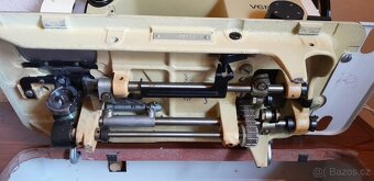 ŠICÍ STROJ VERITAS - 9