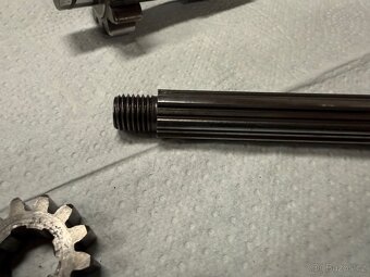 Jawa 500 Ohc - díly převodovky - 9