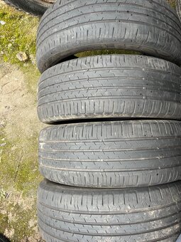 Pneu 205/55/17 - 9