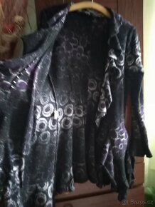 Propáslý kabát - 9