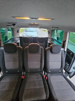 VW Sharan  7 míst 7N .2.0TDI 125kW - 9