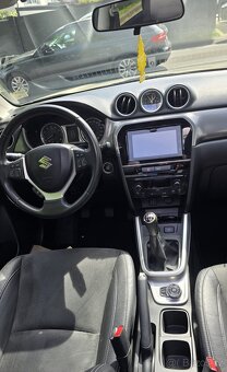 ► SUZUKI VITARA 1.6VVT 88KW 4x4 ALLGRIP LED-NAVI-KAM-PANO 17 - 9