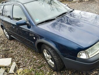 Škoda Octavia 4x4 2.0 MPI - 9