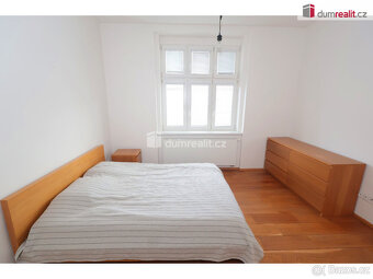 Světlý byt 2+kk, 51 m2, po kompletní rekonstukci, zařízený,  - 9