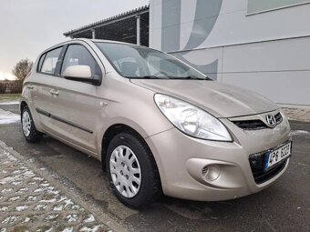 Hyundai i20, 1.2i 57KW 2.MAJ NOVÁ STK - 9
