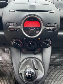 Mazda 2 rok 2009 - 1,4D-50kw-DIESEL -náhradní díly - 9
