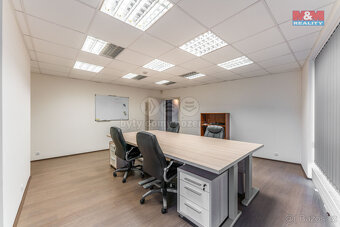 Pronájem obchodního prostoru 168 m², Praha 6, ul. Bělohorská - 9