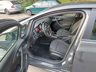 Opel Astra J 1.4 16V, 88kw, rok 2015... - 9