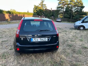 Ford Fiesta - 9