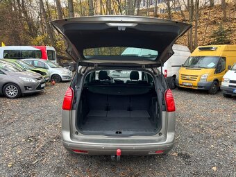 Peugeot 5008 2.0 HDI 110kW pano klima tažné 2010 ČR - 9