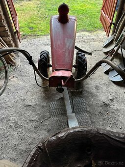 Malotraktor TJ-5 s valníkem - 9