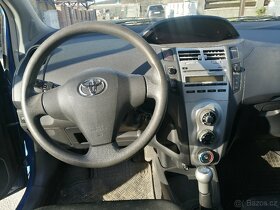 Toyota Yaris 1,3 VVTI - 9