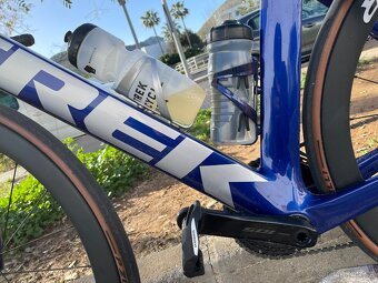 Prodám Trek Madone SL 6 Di2 Gen 6 Hex Blue vel. 56 - 9