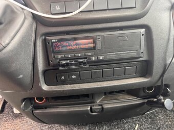 SLEVA Iveco Daily 70C180, chlaďák - 9