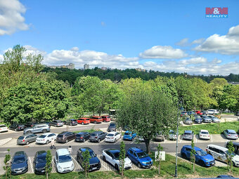 Prodej bytu 2+1, 55 m², Karlovy Vary, ul. Varšavská - 9