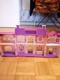 Domeček pro panenky - 9