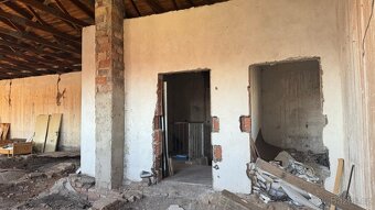 INVESTIČNÍ PŘÍLEŽITOST – PRODEJ 2. PATRA RD VE VITINĚVSI - 9