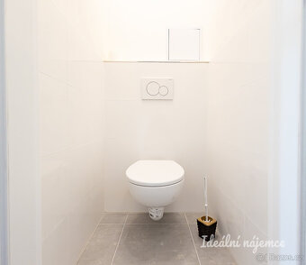 Pronájem bytu 1+kk, Narcisová, Záběhlice, 14900 Kč/měs, 24 m - 9