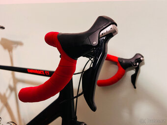 KARBONOVÉ SILNIČNÍ KOLO: CANYON ENDURACE CF - 9