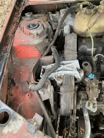 Prodám veškeré náhradní díly z Peugeot 205 - 9