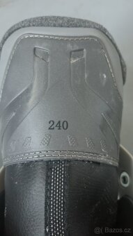 Lyže přeskáče hůlky - 9