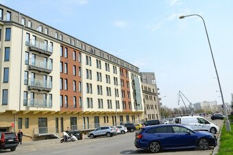 Prodej, byt 1+kk, 48 m, Jankovcova 24/18, Praha - Holešovice - 9