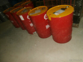 Sudy plechové 200 l od olejů lakované nepoškozené za 300 kč - 9