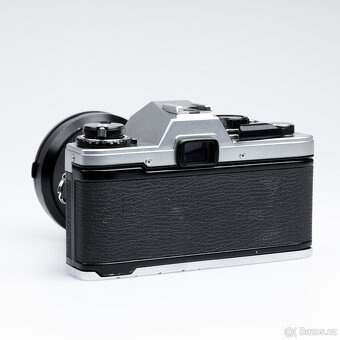 Olympus OM-10 a objektiv 28-105mm - 9