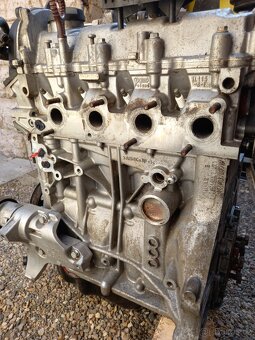 Škoda octavia 2 motor 1.2 tsi 77kw - 9