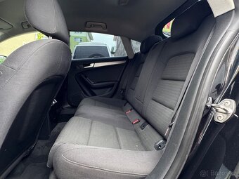 Audi A5, 2.0,2.MAJ,MANUÁL,FACELIFT - 9
