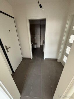 Pronájem novostavba bytu 2+kk 45m² + terasa 66m² + balkon - 9