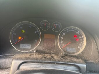 Volkswagen Passat 1.9 TDI 96Kw - 9
