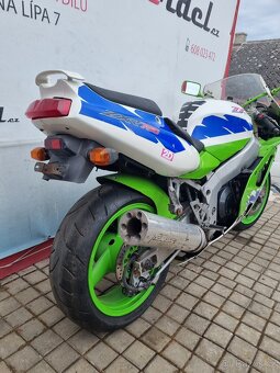 Kawasaki ZXR 750 - 9