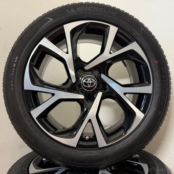 TOYOTA CH-R 5x114,3 R18 ET50+LETNÍ 225/50R18 7mm - 9