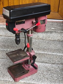 Prodám stolní LITINĚNOU vrtačku T.I.P. DRILLMASTER 15/6 -380 - 9