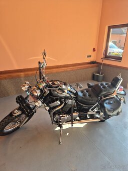 Suzuki Intruder 1400 - 9
