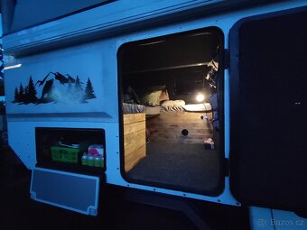 Toyota Hilux camper offroad - 9