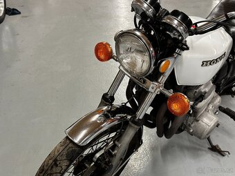 Honda 750 - 9