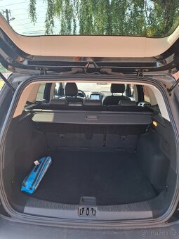 Ford Kuga - 9