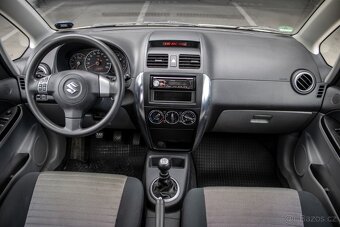 Suzuki SX4 1.6 GS Urban Line ABS, AAC, MP3 - 9