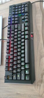 mechanická herní klávesnice Trust GXT 890 Cada. - 9