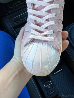 Botasky Adidas Superstar 37,5 - 9