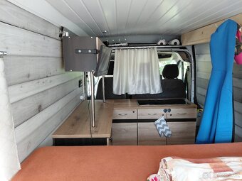 Obytná dodávka Peugeot Boxer 2,2 - 9
